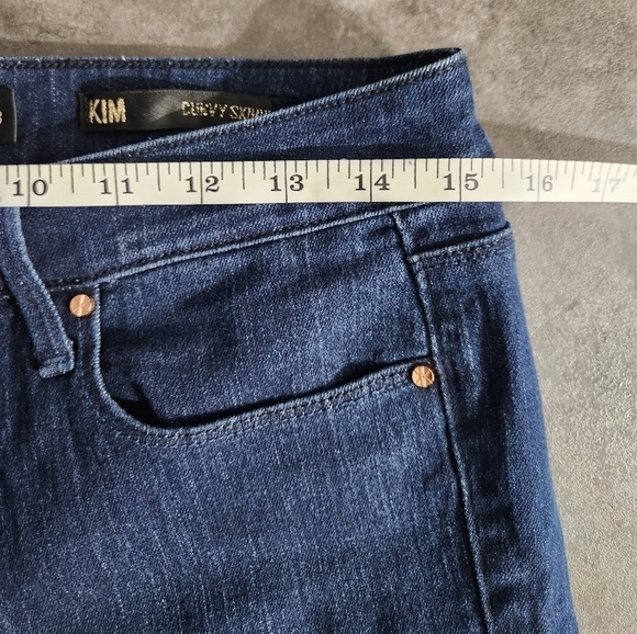 Kardashian Premium Denim Dark Blue Jeans Size 8 - Picture 10 of 11
